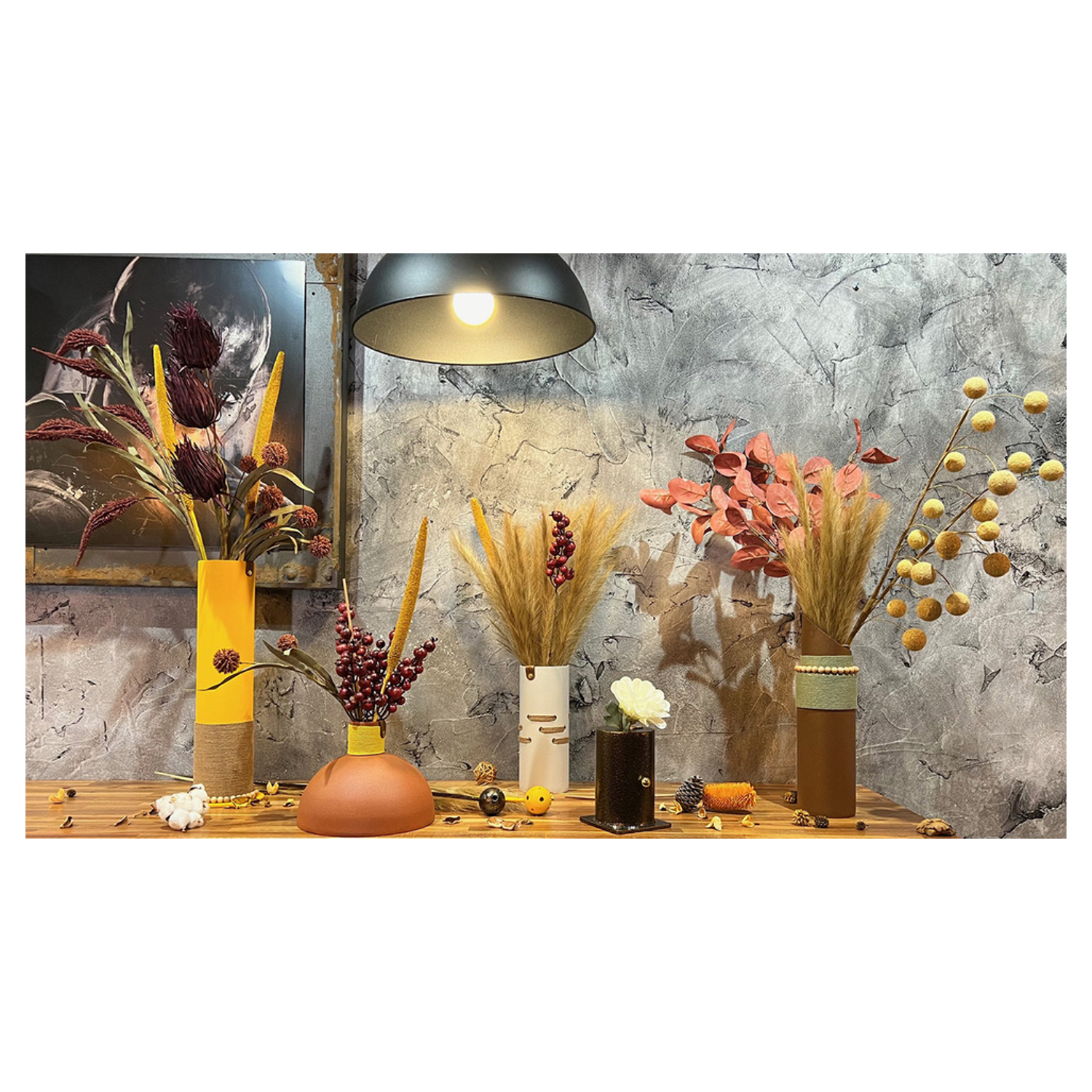 Vases en métal de Saint Ange Décoration