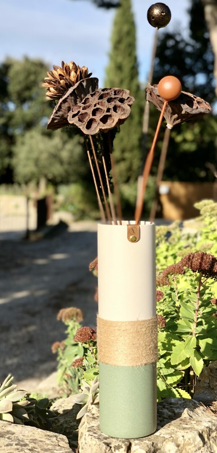 Vase 1993 - Bicolore - Grège et vert - Nature - Compo florale – Image 3